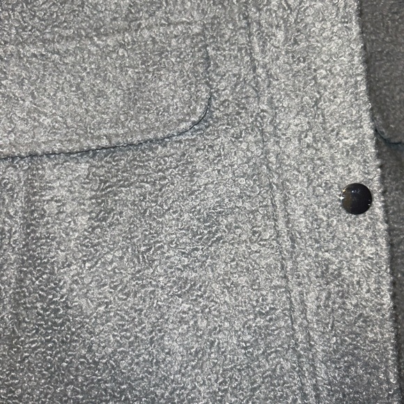 NWT INTL d.e.t.i.a.l.s GREY FAUX FUR JACKET WITH HOOD | Size: Small - Picture 3 of 5